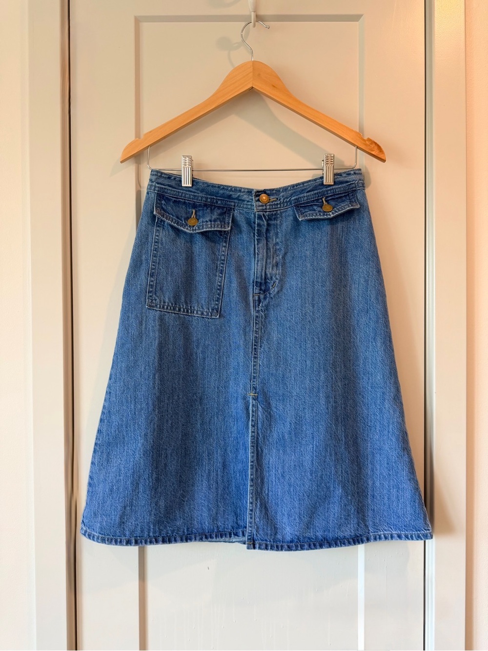 Levi’s Women’s Denim A-Line Midi Skirt – Size 28 – 100% Cotton